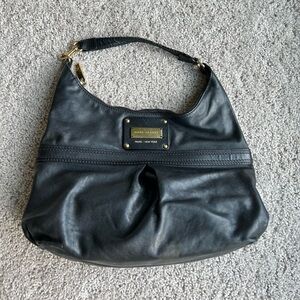 Marc Jacobs Black Leather Hobo Shoulder Bag with Gold Plaque